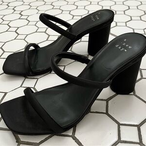 A New Day Black Cass Heeled Sandals Size 6